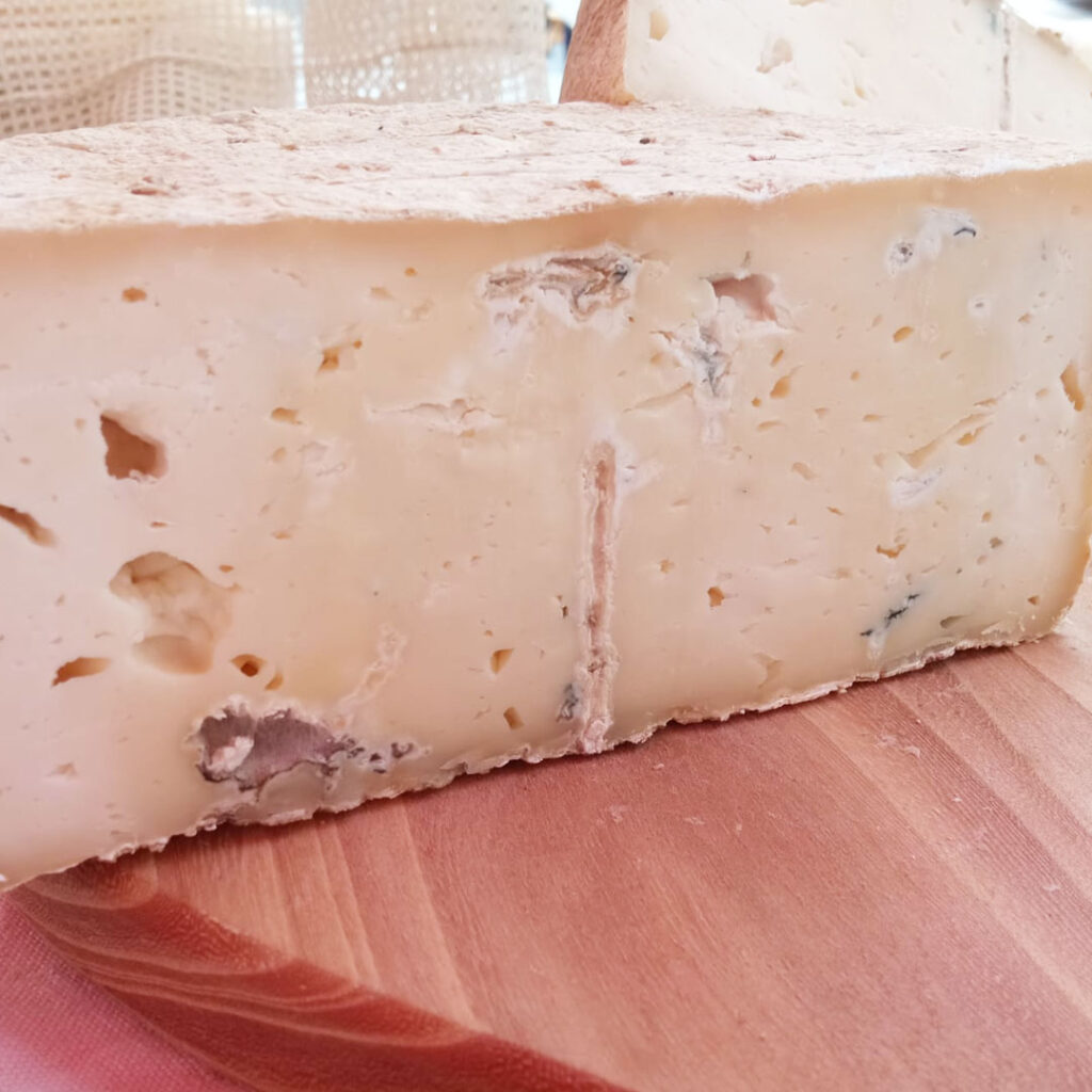 Agricuore formaggio blu del lago